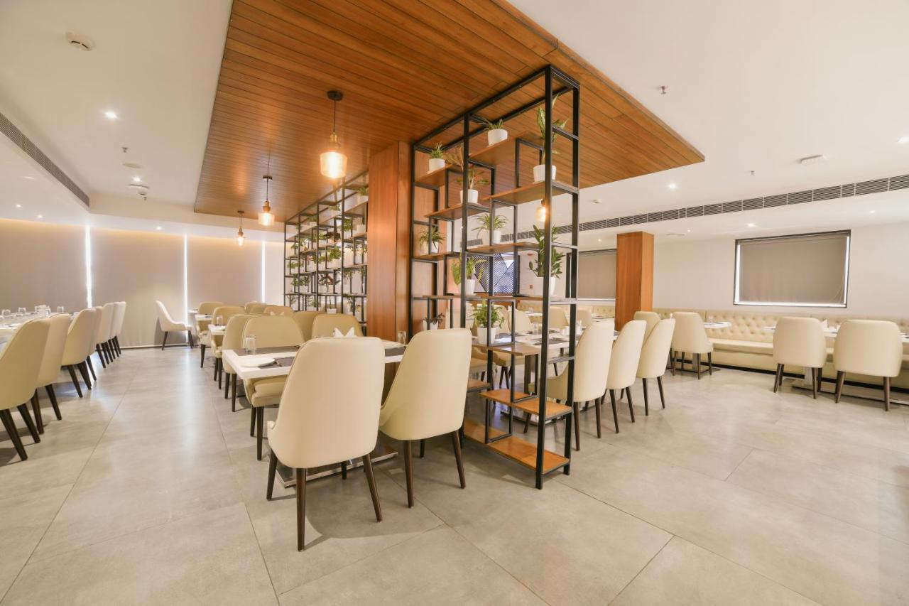 Northway Hotel Visakhapatnam Eksteriør billede