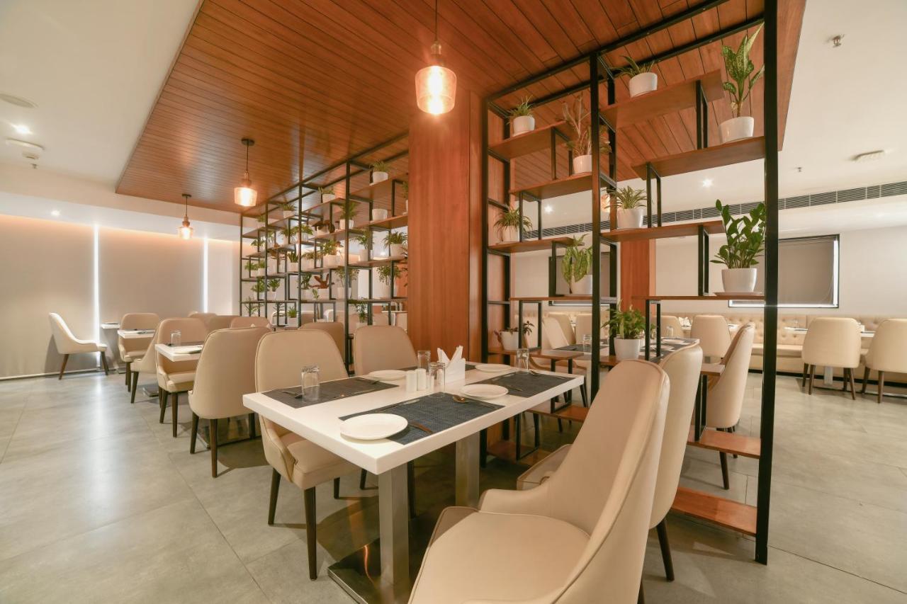 Northway Hotel Visakhapatnam Eksteriør billede