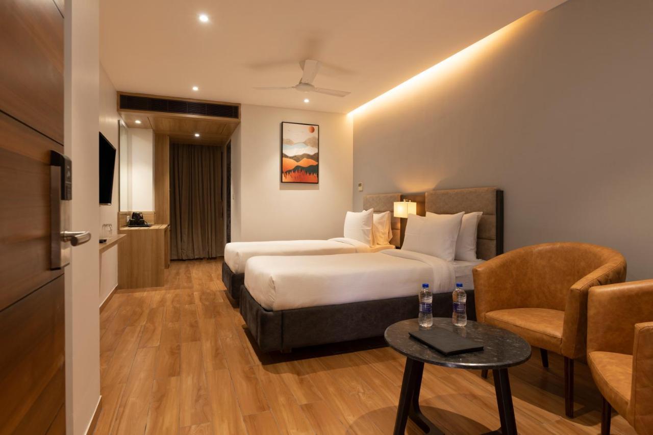Northway Hotel Visakhapatnam Eksteriør billede